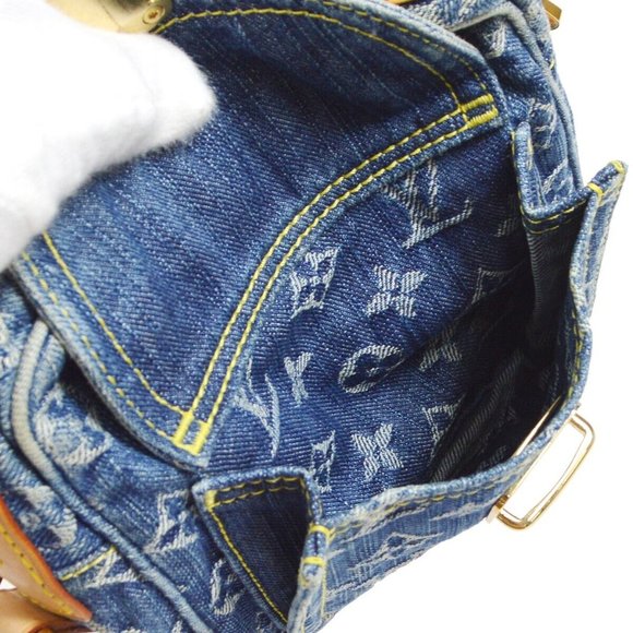 LOUIS VUITTON CAMERA BAG CROSSBODY INDIGO MONOGRAM DENIM - Picture 8 of 12